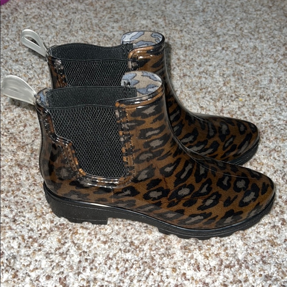 cheetah print rain boots